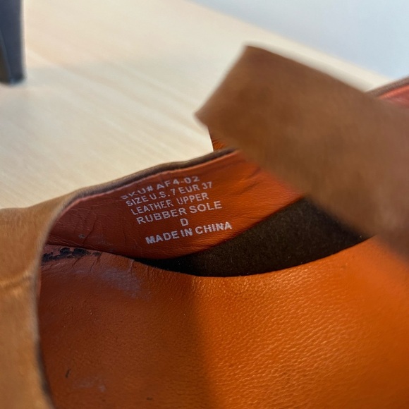 Tsubo amazing distressed leather slingback heels 7.5 very good condition - Picture 4 of 13